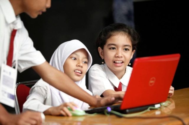 Mengenalkan Komputer pada anak-anak: Sumber Foto: id.theasianparent.com